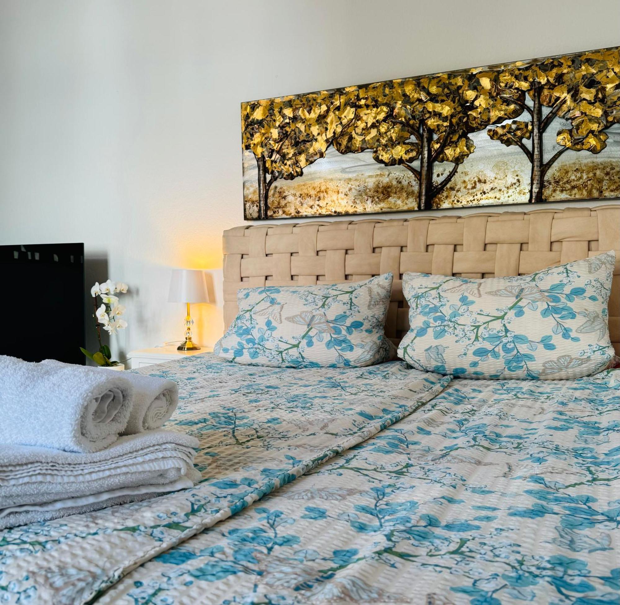 Wohnung Am Schlossgarten Schwerin  Buitenkant foto